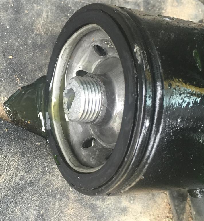 Broken hydraulic filter rescue kit image 2