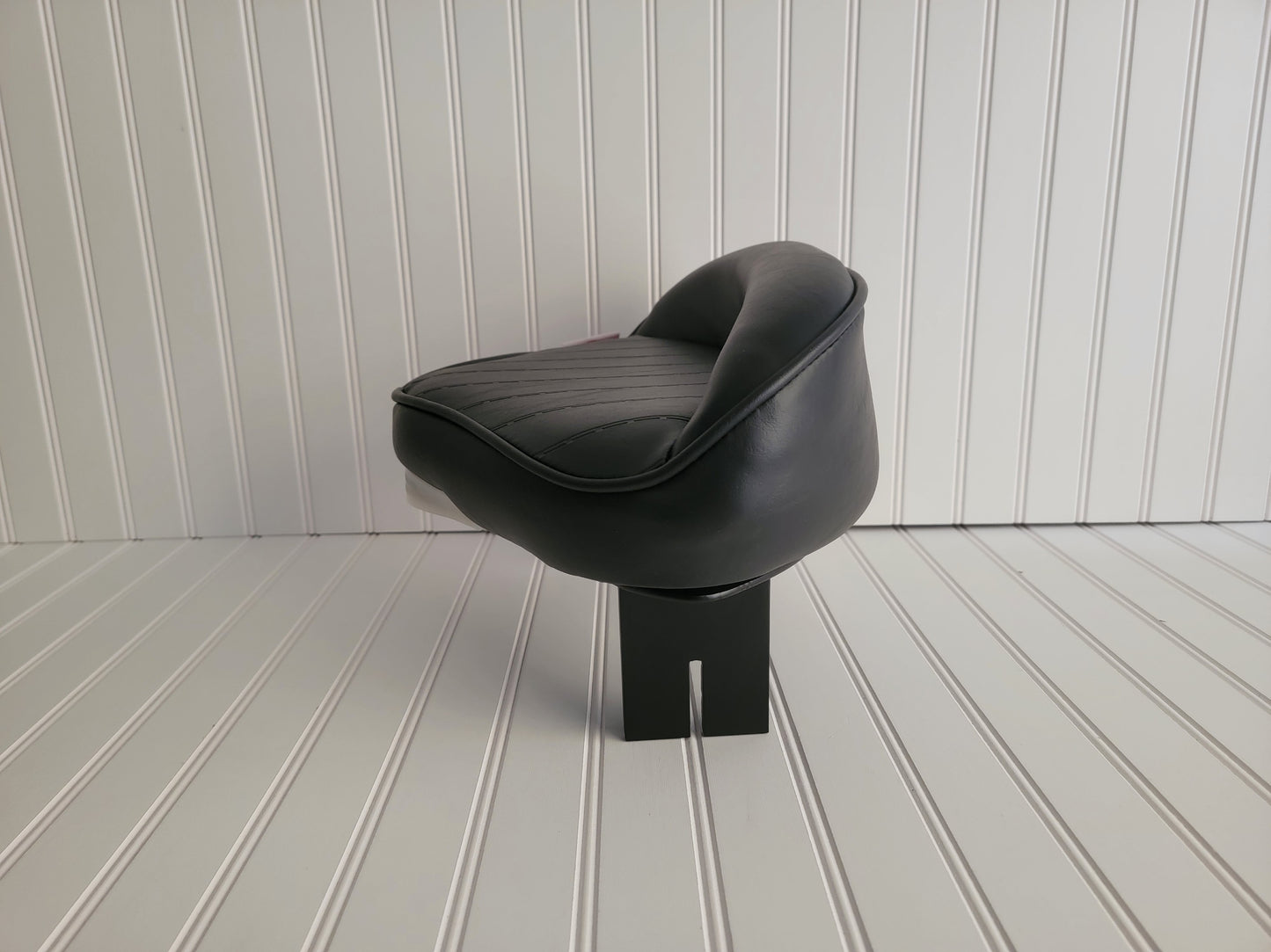 Backhoe removable seat MF GC 1725MB, 1723EB, 1GC 23B, 1GC 25B, 1710, 1720, 2610